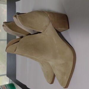 Steve Madden Women's Tan Ankle Boots